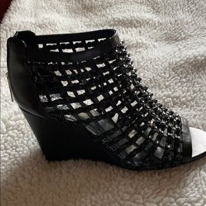 Vince Camuto Sandals